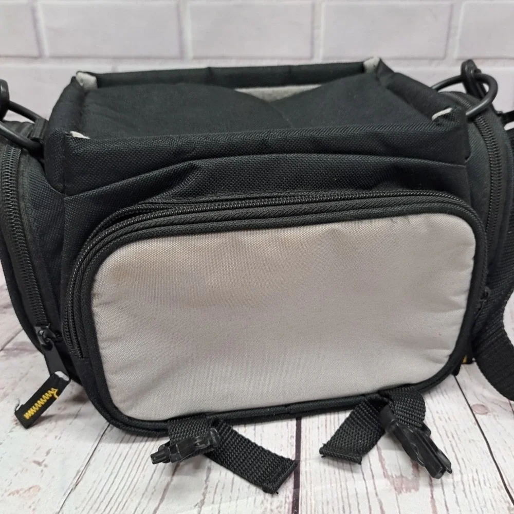 Samsonite Padded Camera Bag Side Compartments